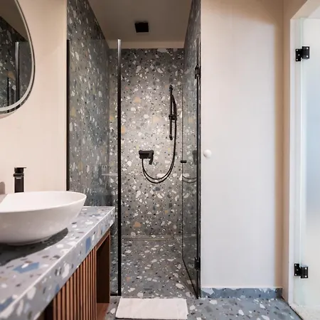 Boem Exclusive Skadarlija Alojamento de Acomodação e Pequeno-almoço Belgrado