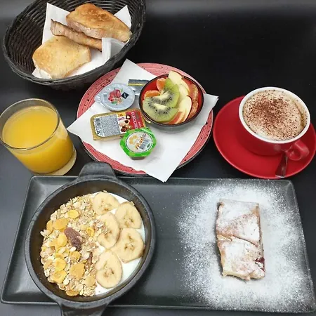 Boem Exclusive Skadarlija Bed & Breakfast 4*